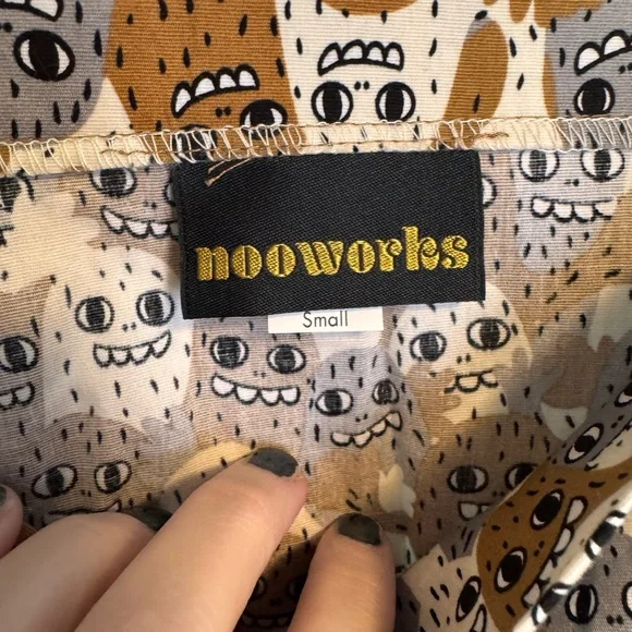 Nooworks monsters overalls small like new rare print - Picture 4 of 11